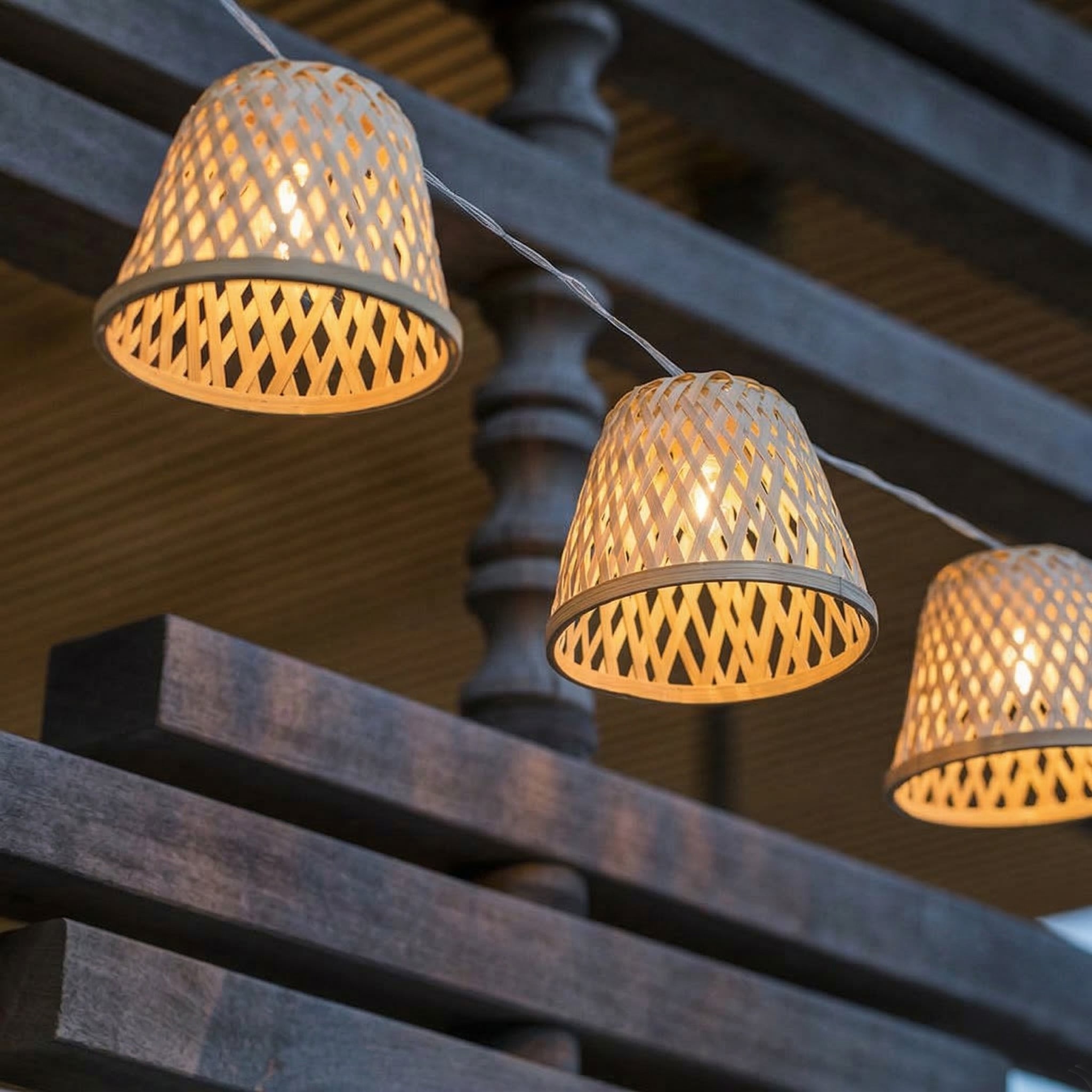 Guirlande solaire bambou CHILL HYBRID 10 ampoules 3.8M – LUMISKY.COM