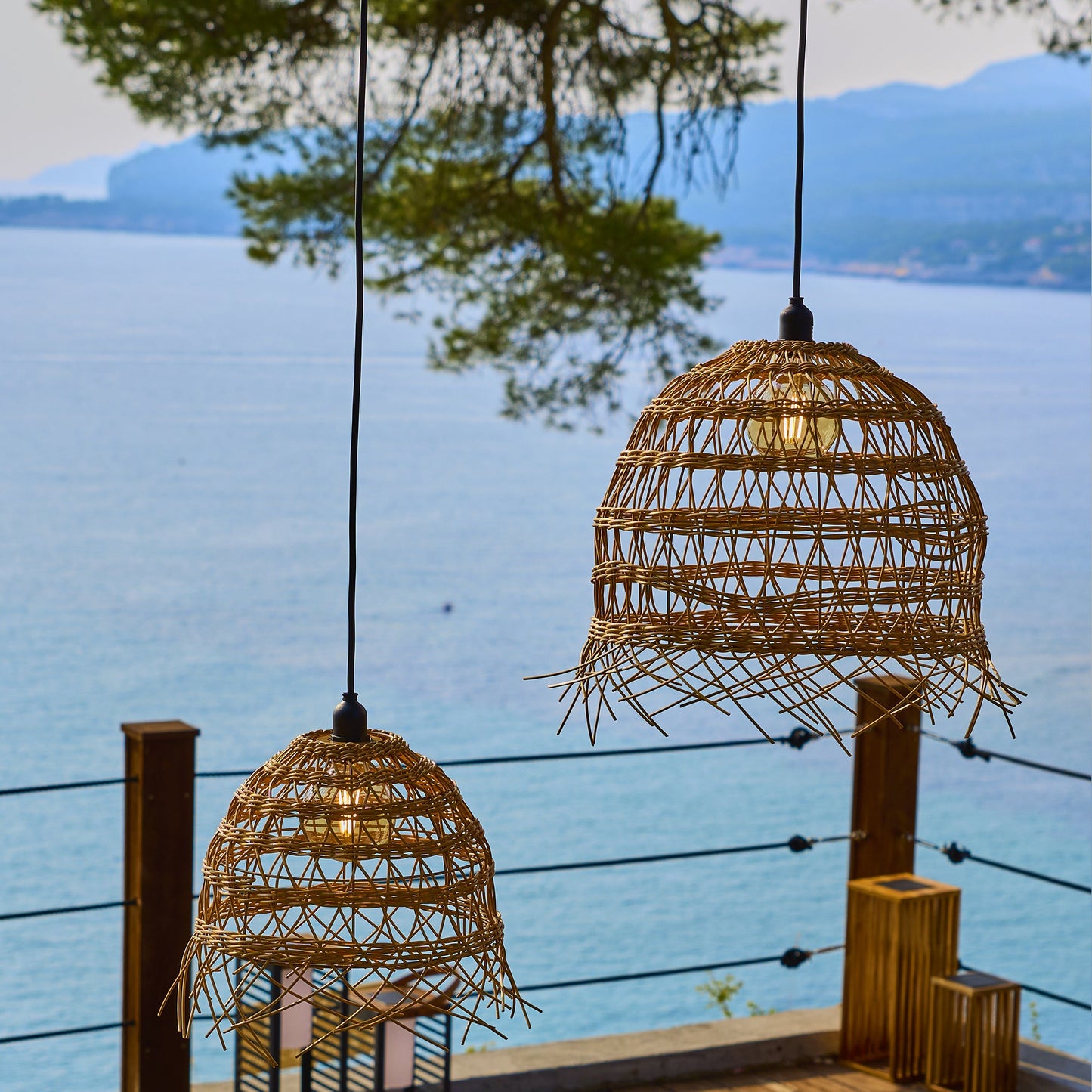 2X HAWAII LONG OUTDOOR CABLE